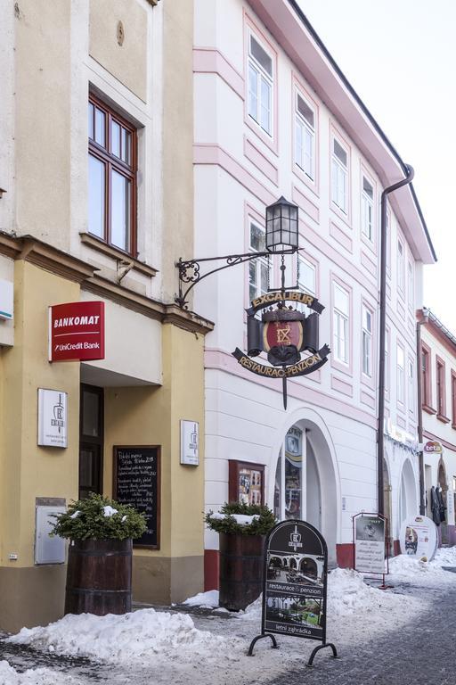 Excalibur Penzion A Restaurace Moravská Třebová Εξωτερικό φωτογραφία